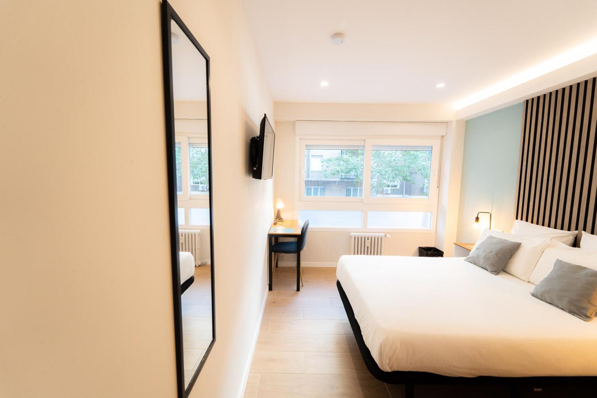 I'M Room Suites Nuevos Ministerios - Bernabeu 'Digital Access' Мадрид Екстер'єр фото